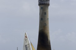 Les Figaros au passage du phare de Wolf Rock lors de la 1ere etape de la Solitaire du Figaro Eric Bompard Cachemire 2014 entre Deauville et Plymouth - le 10/06/2014